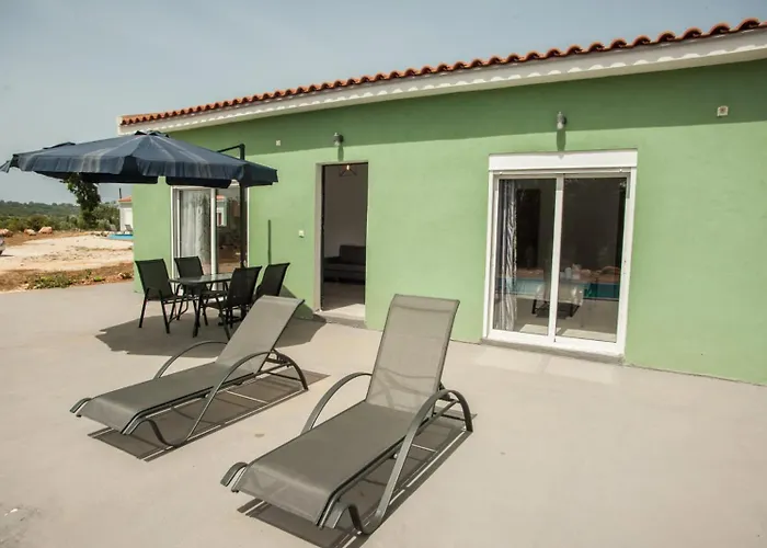 Villa Summer Thea